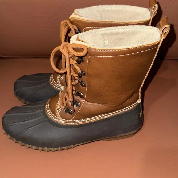 Esprit Duck Boots Womens size 8. Like New. - Picture 3 of 9
